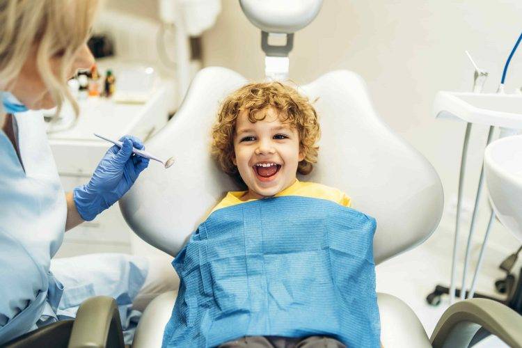Quando devo procurar um ortodontista infantil? - Orthoclin
