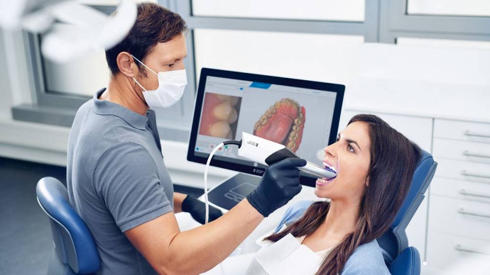 Escaneamento intraoral do paciente para uso de alinhadores transparentes